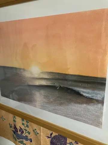 ソフトパステル：絵画）夕方の海でサーフィン（額装済み