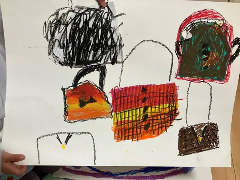 イラスト)フェードのハンドバッグ(小学一年生