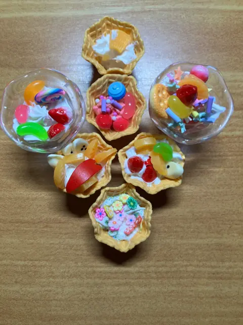 小さな飾り)フルーツパフェ